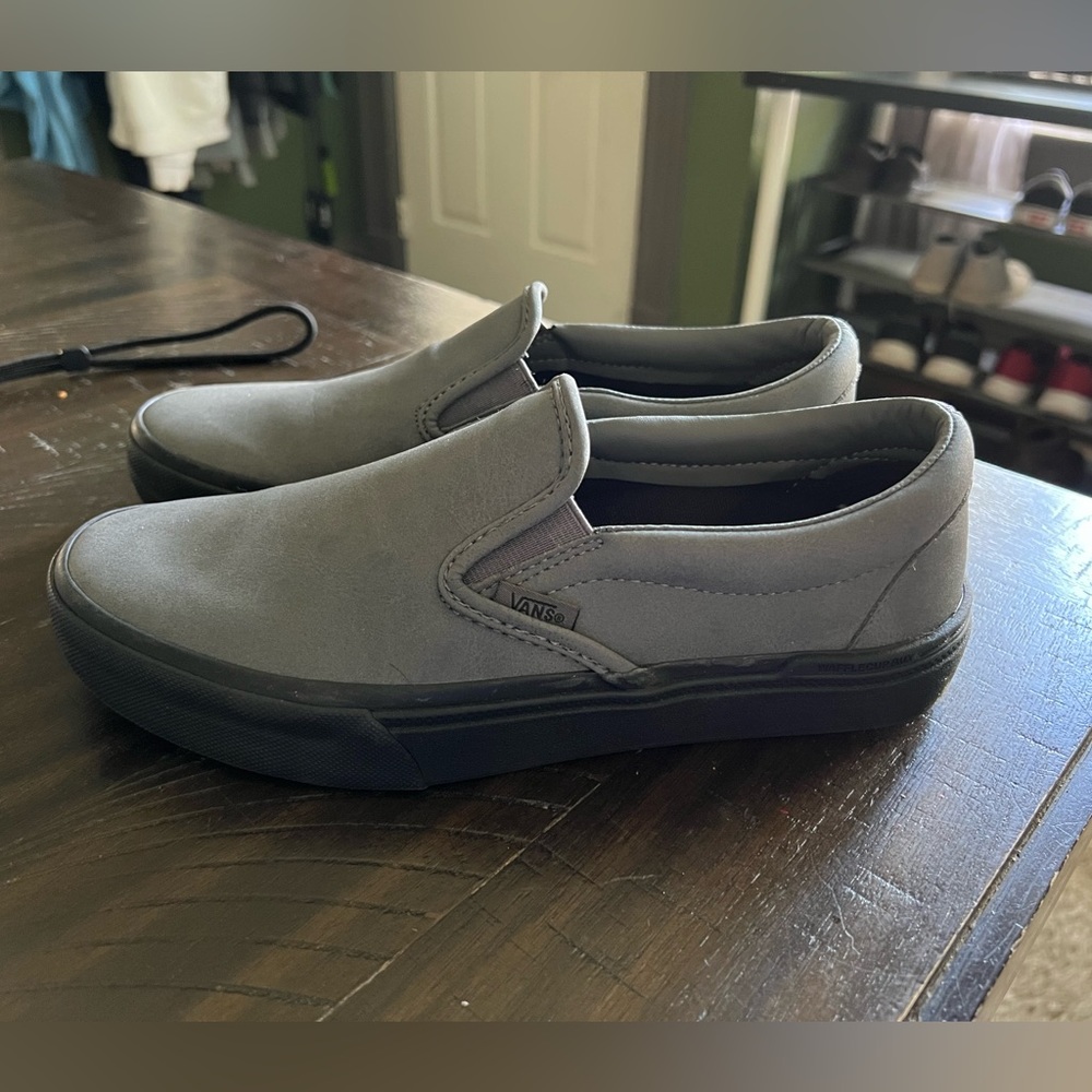 Vans slip on